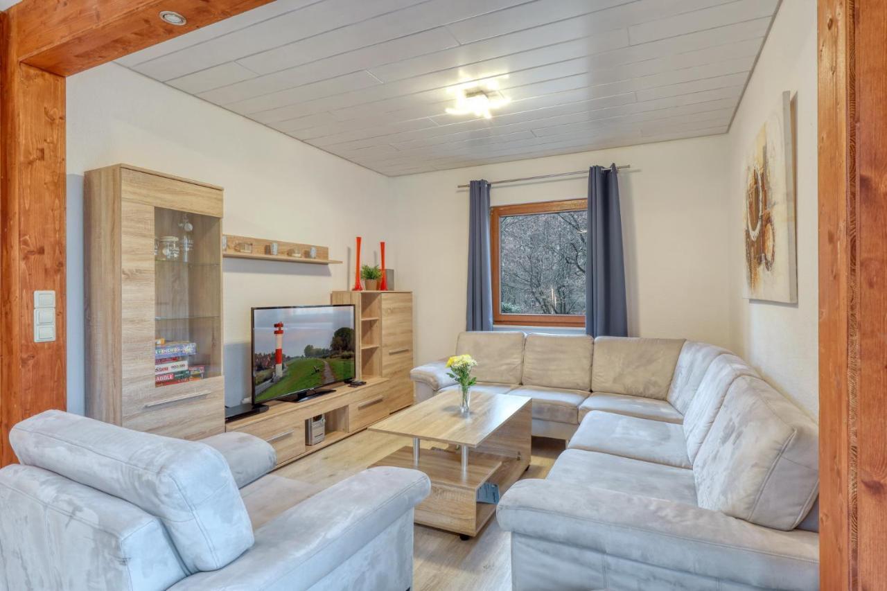 Seepark Kirchheim Ferienhaus Bei Zeta Mit Sauna Exterior photo